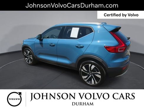 Used 2023 Volvo XC40 B5 Plus w/ Protection Package Premier AWD/4WD image 7