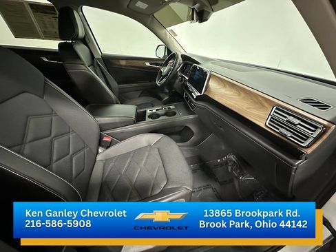 Used 2024 Volkswagen Atlas SE FWD image 26