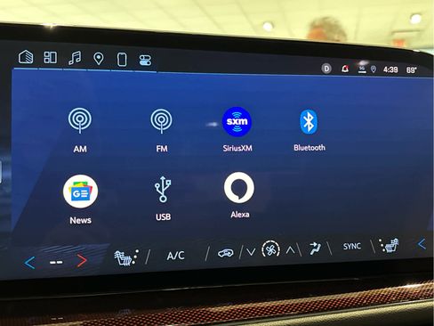 Certified 2025 Chevrolet Traverse Z71 w/ Driver Confidence Package image 20