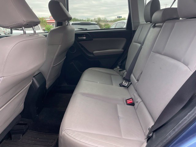 Used 2018 Subaru Forester 2.5i Limited AWD/4WD image 16