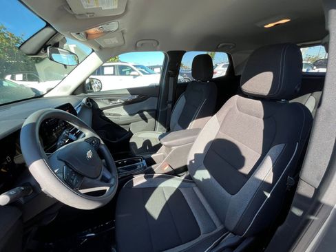 Used 2025 Chevrolet TrailBlazer LT image 27