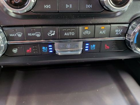 New 2026 Ford F250 Platinum image 29