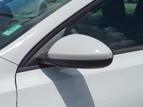Certified 2021 Kia Forte LXS FWD image 12