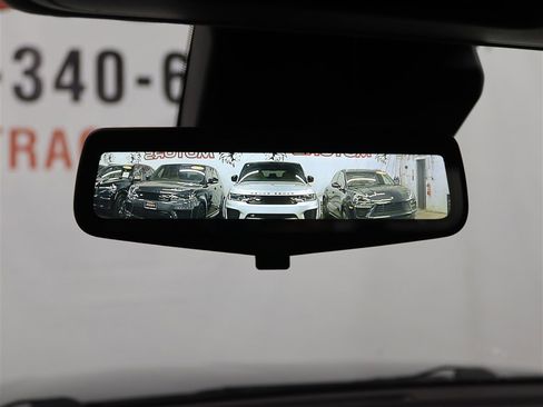 Used 2019 Cadillac Escalade Premium Luxury image 39