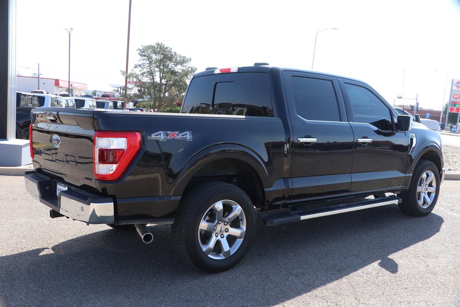 Used 2023 Ford F150 Lariat w/ Equipment Group 502A High AWD/4WD image 7