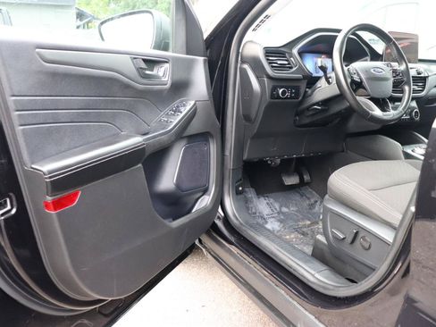 Used 2024 Ford Escape Active AWD/4WD image 10