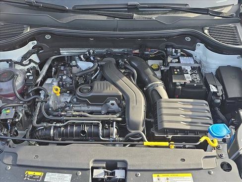 Used 2026 Volkswagen Taos S FWD image 19