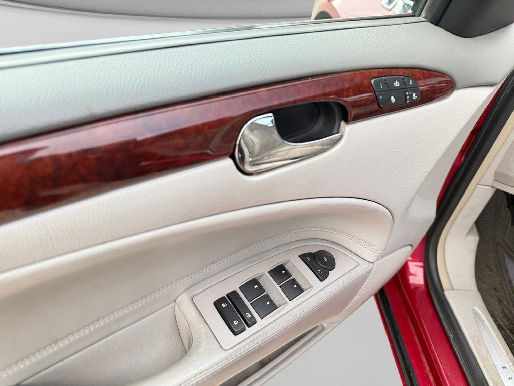 Used 2006 Buick Lucerne CXL w/ Luxury Package FWD image 17