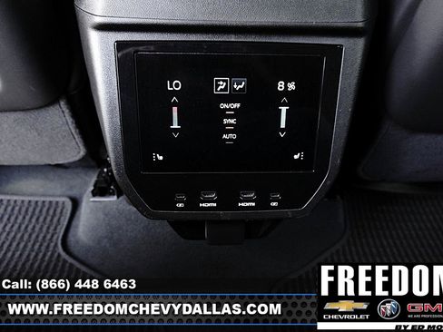 Used 2025 GMC Yukon XL Denali Ultimate AWD/4WD image 34