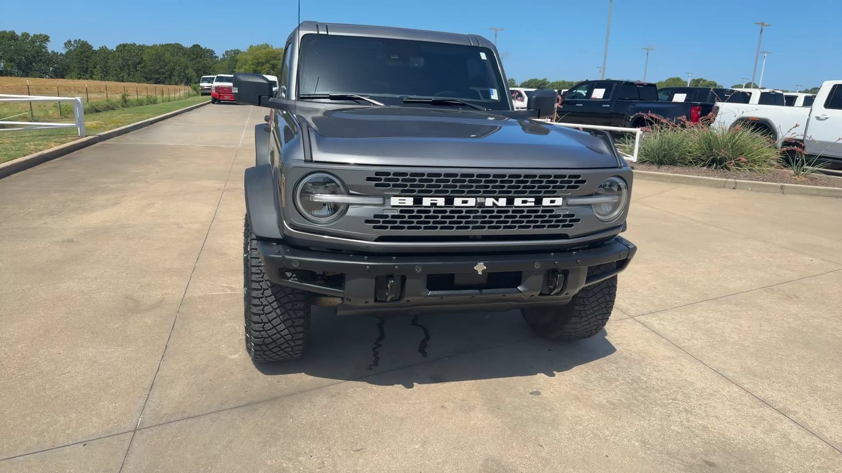 Used 2023 Ford Bronco Badlands w/ Sasquatch Package AWD/4WD image 2