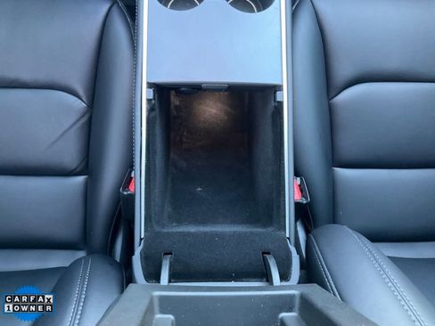 Used 2022 Tesla Model Y Performance image 43