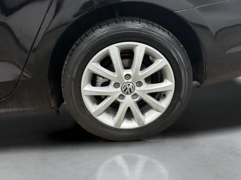 Used 2015 Volkswagen Jetta SE FWD image 26