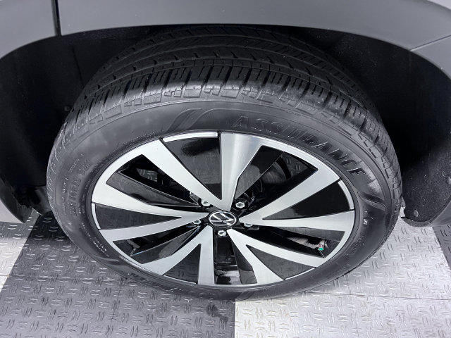 Certified 2023 Volkswagen Taos SE FWD image 15