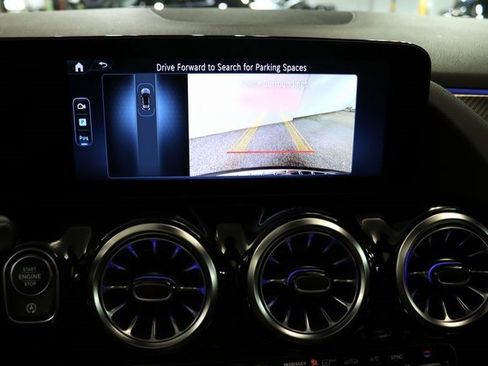 Certified 2025 Mercedes-Benz GLA 250 4MATIC image 24