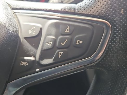 Used 2021 Chevrolet Equinox LT FWD image 14