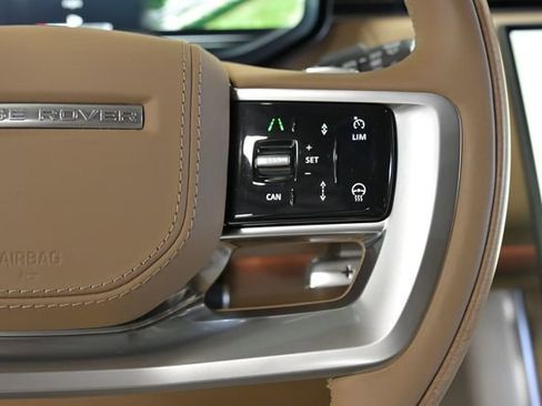Used 2024 Land Rover Range Rover SV image 56