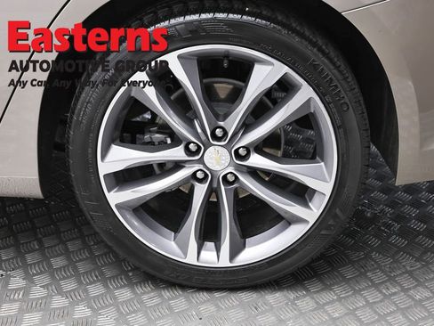 Used 2024 Chevrolet Malibu LT FWD image 8