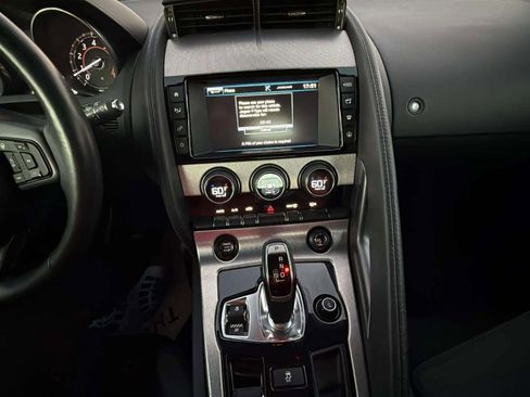 Used 2017 Jaguar F-TYPE Coupe image 27