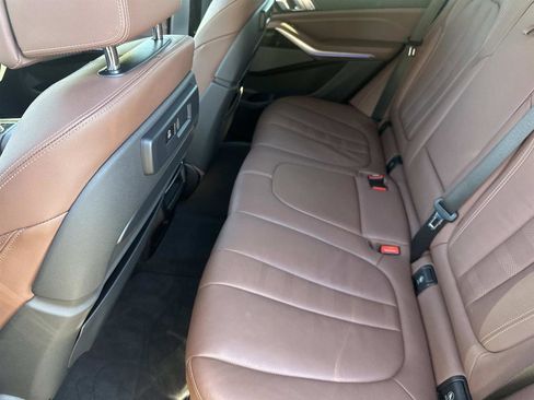 Used 2020 BMW X5 M50i w/ Executive Package image 24