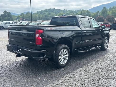 Used 2024 Chevrolet Silverado 1500 Custom AWD/4WD image 8