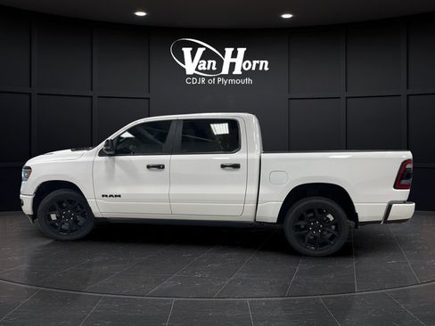 Used 2023 RAM 1500 Laramie AWD/4WD image 4