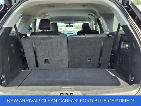 Used 2024 Ford Explorer XLT w/ Equipment Group 202A AWD/4WD image 21