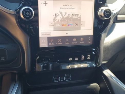 New 2025 RAM 2500 Big Horn AWD/4WD image 25