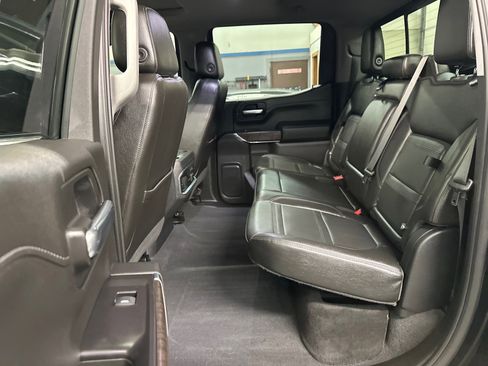 Used 2019 GMC Sierra 1500 Denali w/ Driver Alert Package II image 24