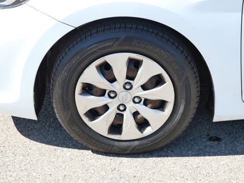 Used 2017 Hyundai Accent SE FWD image 15