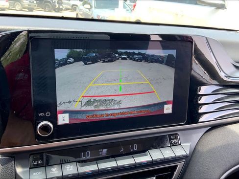Used 2025 Toyota Camry LE w/ Convenience Package FWD image 26