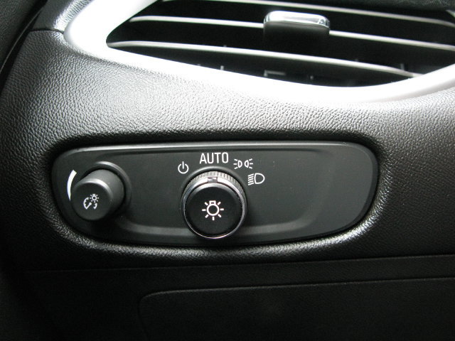 Used 2024 Chevrolet Malibu LT FWD image 15