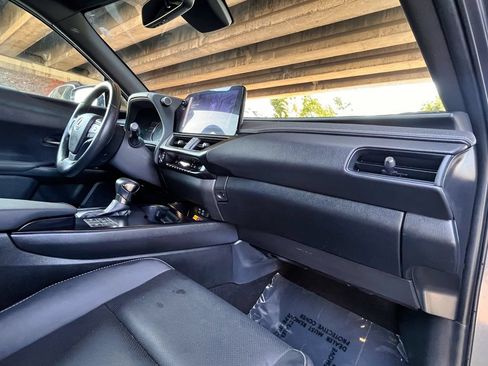 Used 2023 Lexus UX 250h AWD w/ Premium Package image 19
