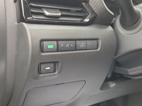 Used 2021 Nissan Sentra SV FWD image 24