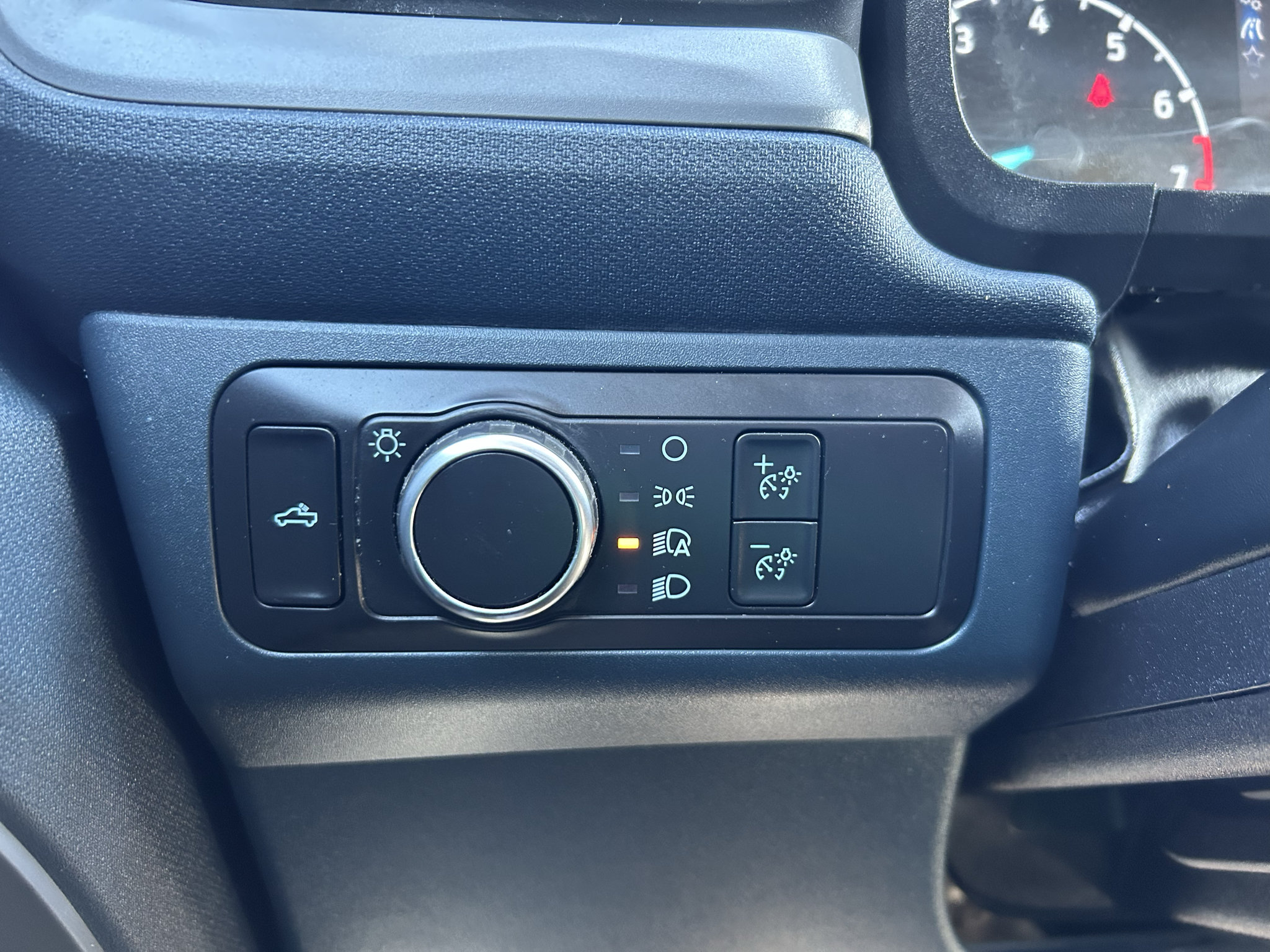 Used 2022 Ford Maverick XL FWD image 25