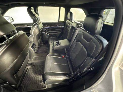 Certified 2023 Jeep Grand Cherokee Overland w/ Advanced Protech Group III AWD/4WD image 30