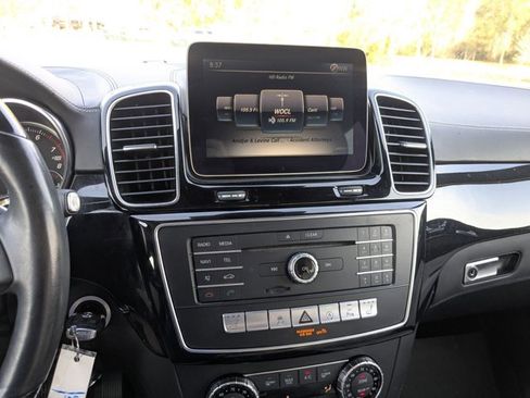 Used 2017 Mercedes-Benz GLS 450 4MATIC image 13