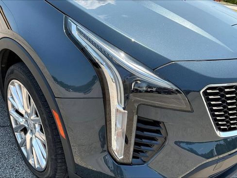 Used 2019 Cadillac XT4 Luxury w/ Cold Weather Package FWD image 25