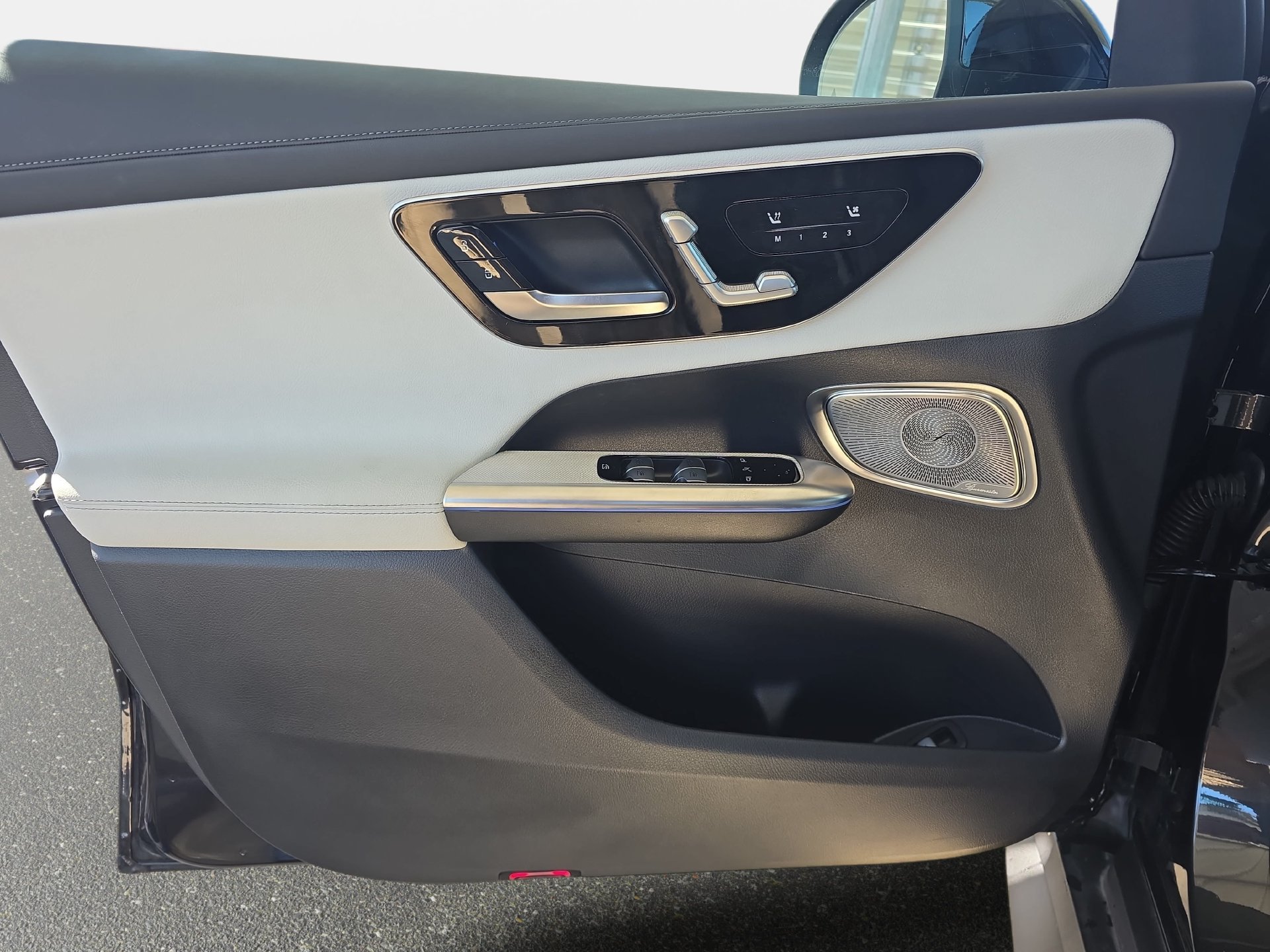 Certified 2026 Mercedes-Benz GLC 300 4MATIC image 26