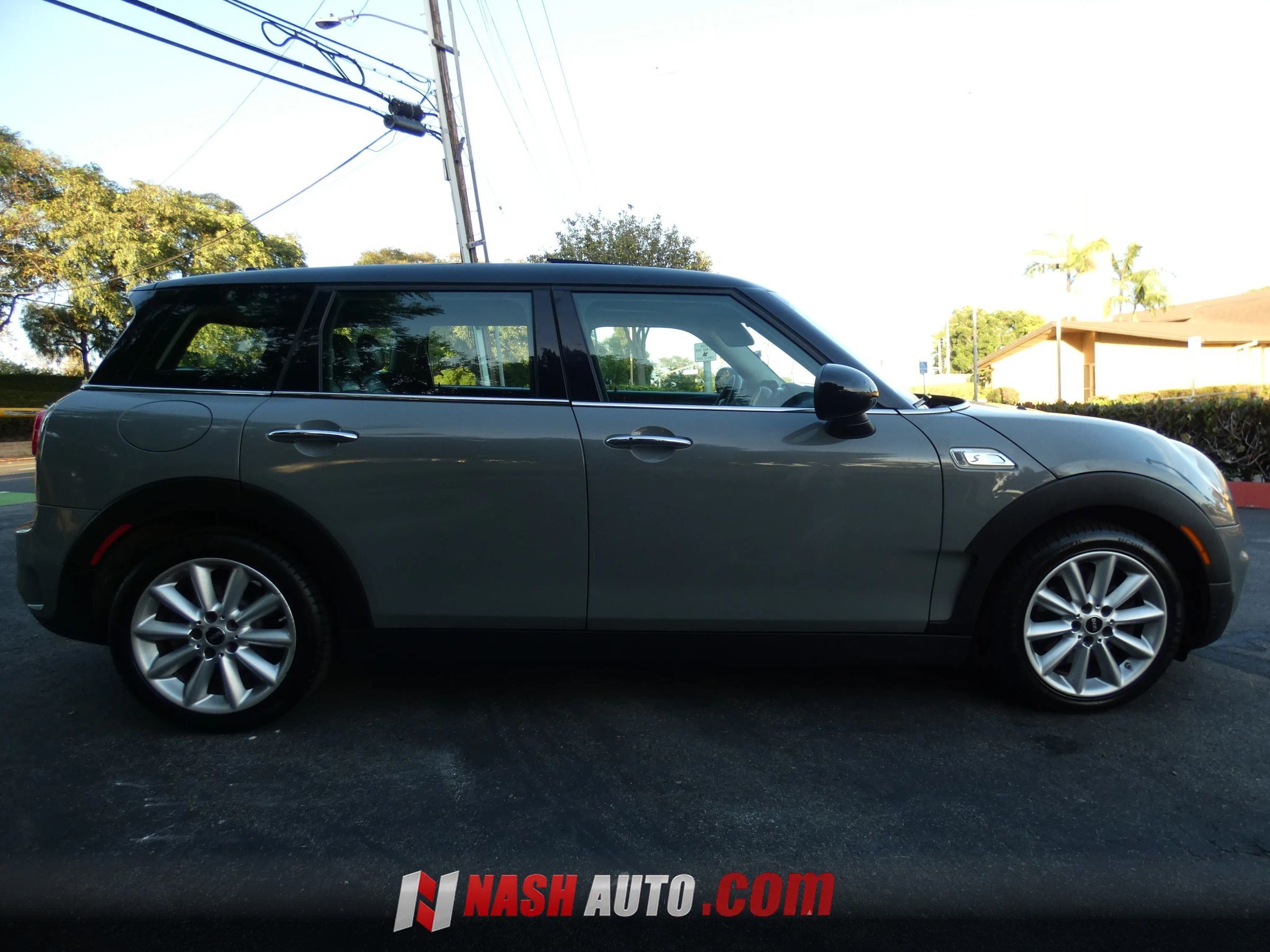Used 2017 MINI Cooper Clubman S FWD image 6