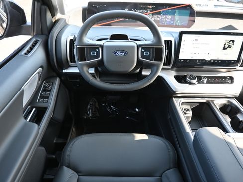 New 2026 Ford Expedition Max Active image 23