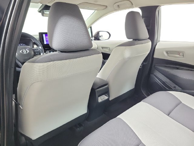 Used 2024 Toyota Corolla LE FWD image 11