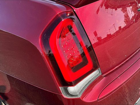 Used 2023 Chrysler 300 C RWD image 23
