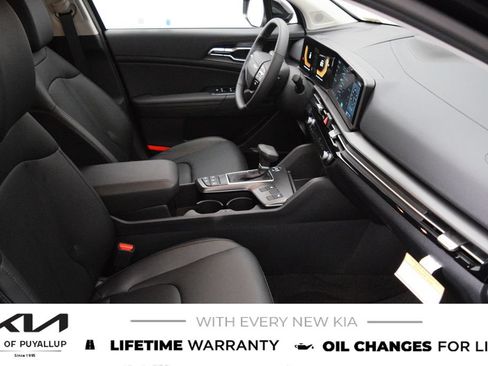 New 2026 Kia Sportage EX AWD/4WD image 16