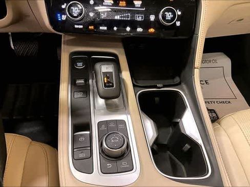 Used 2025 INFINITI QX60 Luxe w/ Vision Package AWD/4WD image 15