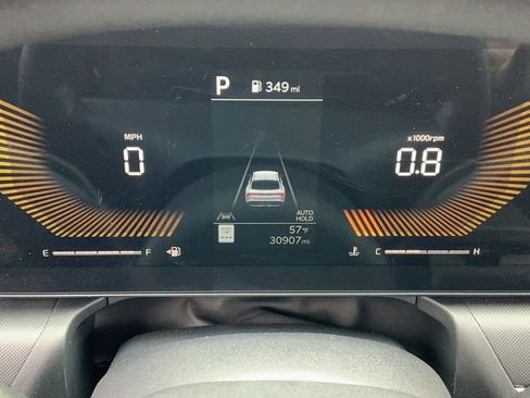 Used 2025 Kia K4 LXS image 25