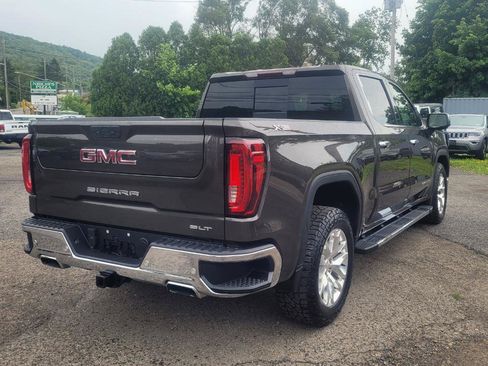 Used 2019 GMC Sierra 1500 SLT w/ SLT Premium Plus Package AWD/4WD image 8