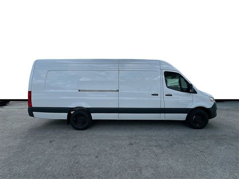New 2026 Mercedes-Benz Sprinter 2500 image 8