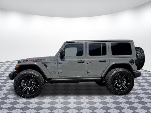 Used 2023 Jeep Wrangler Unlimited Rubicon w/ Cold Weather Group AWD/4WD image 4
