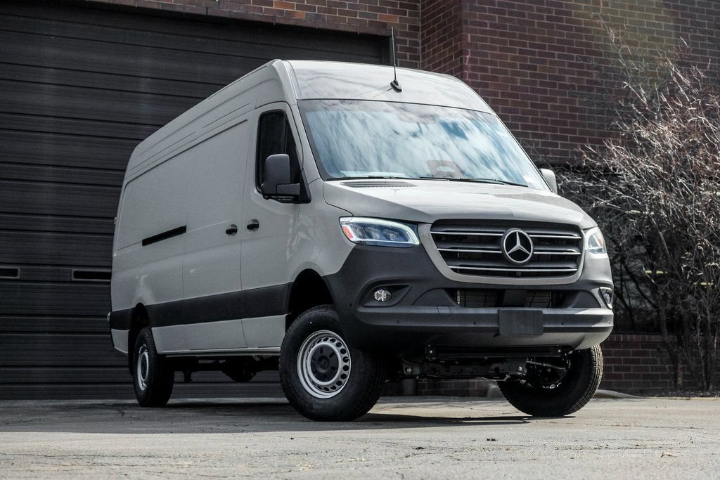 Used 2026 Mercedes-Benz Sprinter 2500 image 1