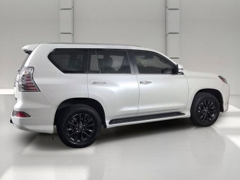 Used 2023 Lexus GX 460 Premium w/ Premium Package AWD/4WD image 5